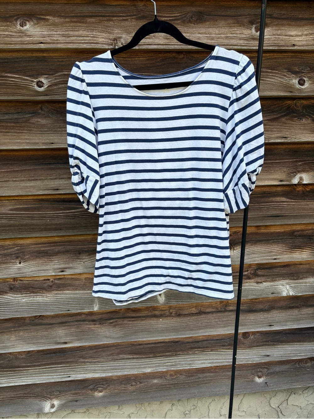 Lilly Pulitzer White & Navy Striped Puff-Sleeve Tee